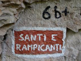 ... particolari denominazioni delle vie sulla palestra di roccia nella valle di San Romedio ... 
