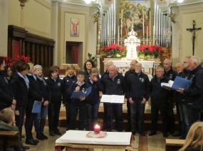 ... Carla Da Re presenta il CORO C.A.I di Vittorio Veneto al concerto di Natale presso la chiesa di San Giorgio ad Osigo ... 