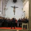 ... canto finale a voci unite per il coro polifonico di Trichiana ed il CORO C.A.I. di Vittorio Veneto al concerto "Aspettando il Natale" del 02.12.17 ... 
