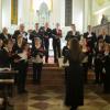 ... la maestra Svetlana Saroka dirige il "Coro San Benedetto Abate" di Orsago ... 