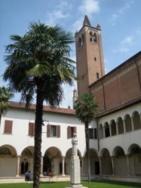 ... interno del convento e campanile della chiesa di San Bernardino ... 