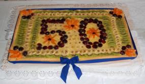 ... la torta preparata dalla gestrice Alessia Peruccon per i 50 anni del rifugio C. e M. Semenza ... 