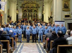 ...momento d´unione del CORO C.A.I. di Vittorio Veneto con il Corpo Bandistico di Cappella Maggiore ... 