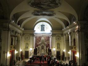 ... l´interno della chiesa Arcipretale di  Santa Maria Assunta di Cison di Valmarino ... teatro del Concerto di Natale 2014 ...