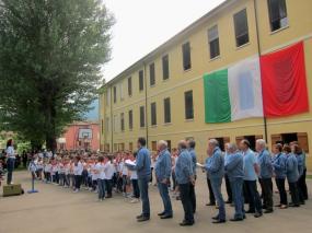 ... coristi di ogni età alla scuola A. Parravicini di  Vittorio Veneto ...