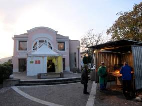 ... il centro sociale di Fregona  allestito per la festa si San Martino ...