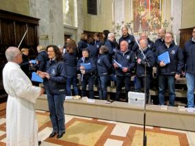 ... scambio degli auguri di Buon Natale nella Cattedrale di Ceneda di Santa Maria Assunta a Vittorio Veneto ...