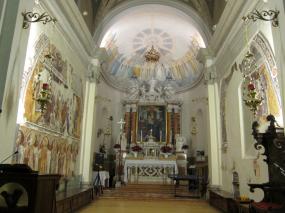 ... l´interno della bella  chiesa di Santo Stefano a Pinidello di Cordignano ...