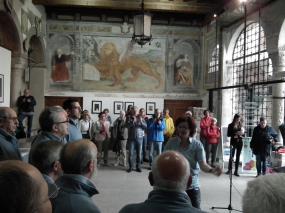 ... pubblico al concerto del CORO C.A.I. al Museo del Cenedese ... 