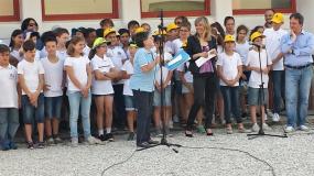 ... Carla Da Re presenta il CORO C.A.I. di Vittorio Veneto alla scuola primaria Marco Polo di Vittorio Veneto ... 