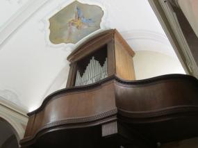 ... il prestigioso organo di Gaetano Callido nella chiesa di Tovena dedicata ai Santi Simone e Giuda Apostoli ... 