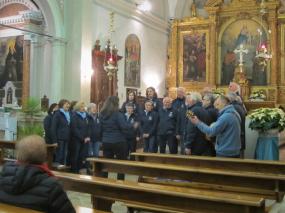 ... esecuzione del canto scout "E´ la mia Strada"  al concerto di Natale 2018 di Tovena ... 