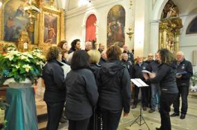 ... esecuzione del canto "Venite Pastori"  al concerto di Natale 2018 di Tovena ... 