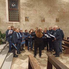 ... animazione della messa di Natale per i soci C.A.I. di Vittorio Veneto da parte del coro sezionale ... 